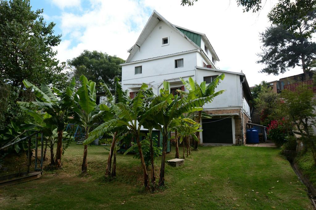 أنتاناناريفو Hotel Chez Jeanne المظهر الخارجي الصورة