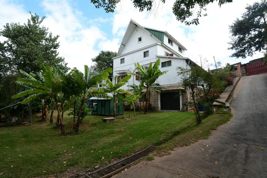 أنتاناناريفو Hotel Chez Jeanne المظهر الخارجي الصورة